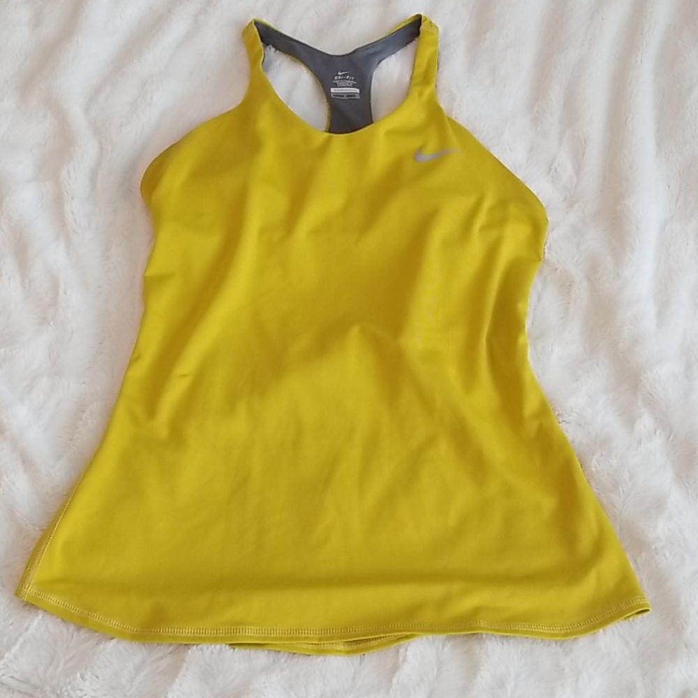 NIKE workout top